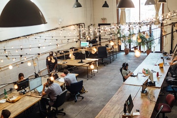Hybrid Work and Recruitment Strategies: Adapting to 2025 Trends